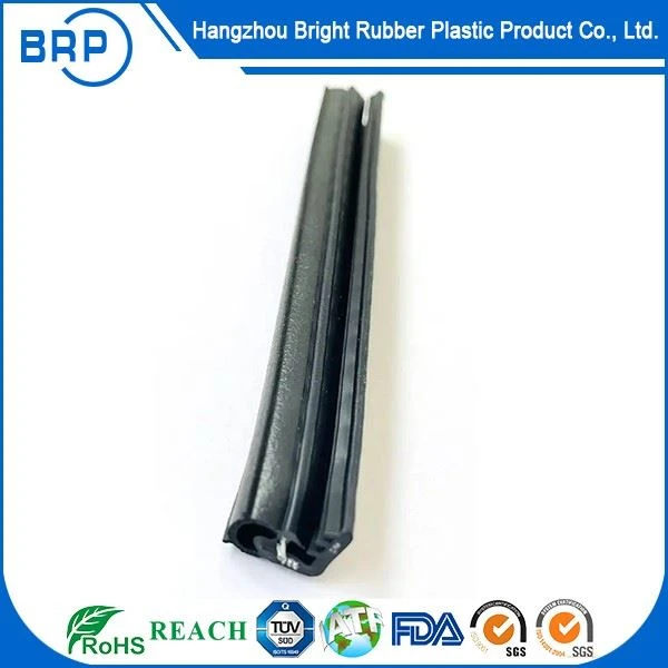 Customized Extrusion Rubber Seal Strip For Auto Spares 